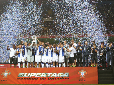 FC Porto conquistou a 19. Supertaa frente  Acadmica