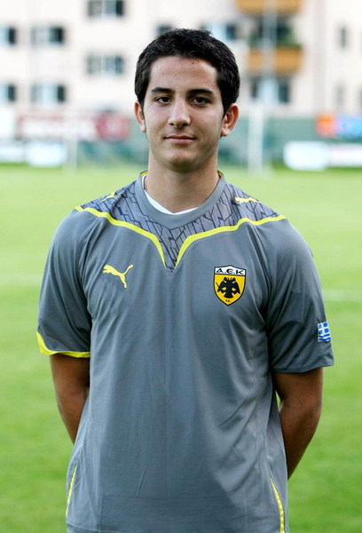 kostas manolas kostas manolas