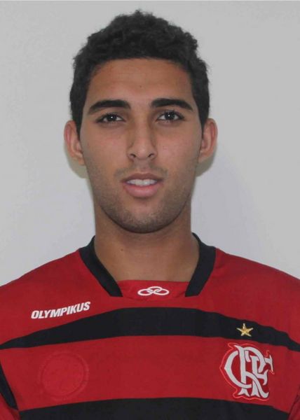 http://www.zerozero.pt/img/jogadores/84/65284_ori_rodrigo_frauches.jpg
