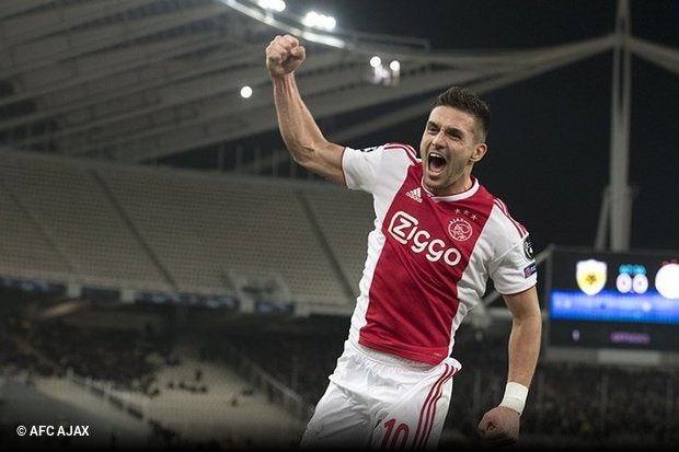 tadic-apura-ajax-retira-aek-da-europa-e-coloca-benfica-em-xe.jpg