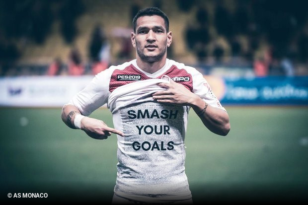http://www.zerozero.pt/wimg/n244987b/rony-lopes-e-um-sonho-bem-real-gostava-de-ajudar-portugal-a-.jpg