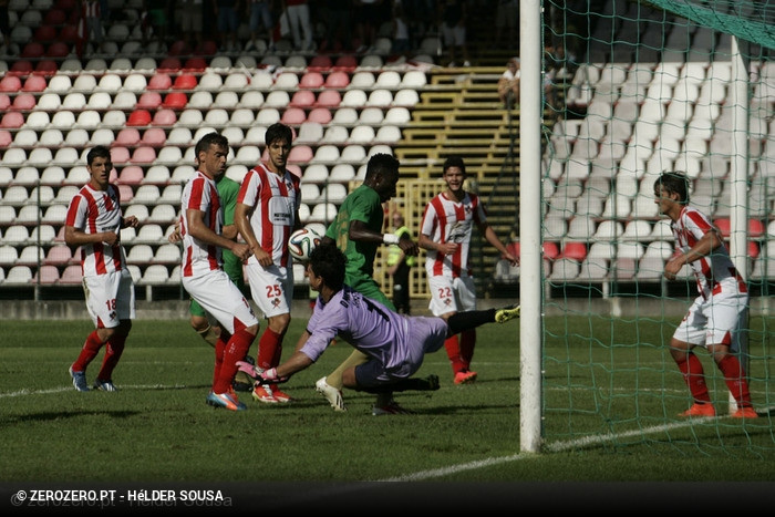 Leixes v Desp. Aves Segunda Liga J6 2014/15