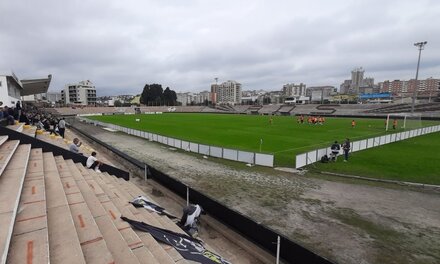 Estádio Conde Dias Garcia (POR)