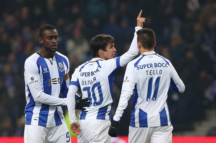 FC Porto v Belenenses Primeira Liga J16 2014/15
