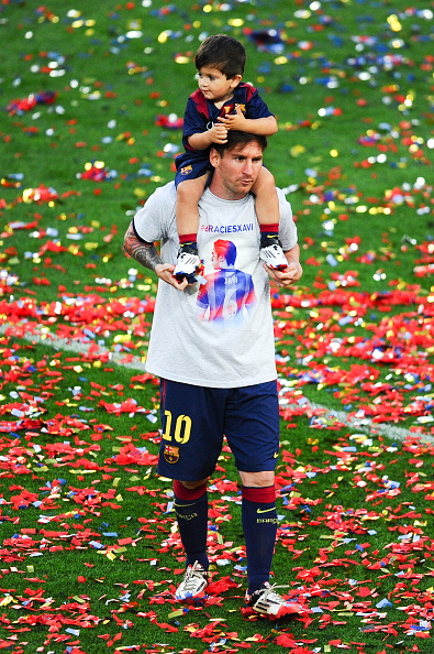 Lionel Messi, Thiago