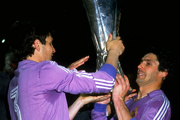 Real Madrid conquista a Taça UEFA 84/95