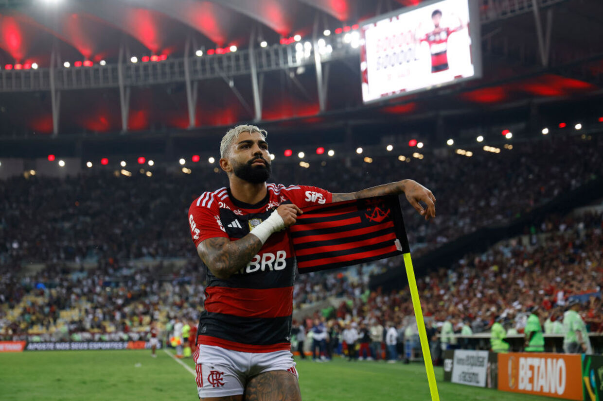 Gabigol perde a camisola 10 do Flamengo... por causa do Corinthians