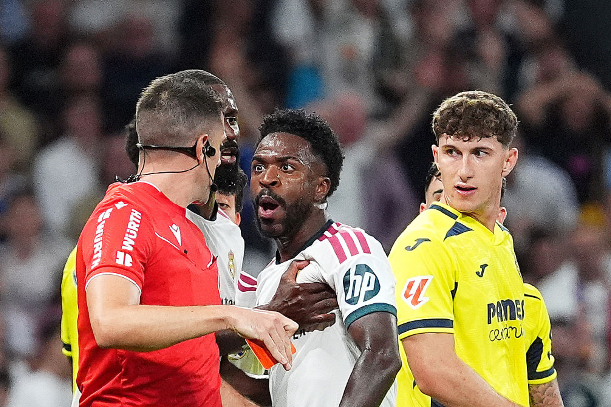 Vinícus Júnior é suspenso por quatro jogos e falha o clássico com o Barcelona