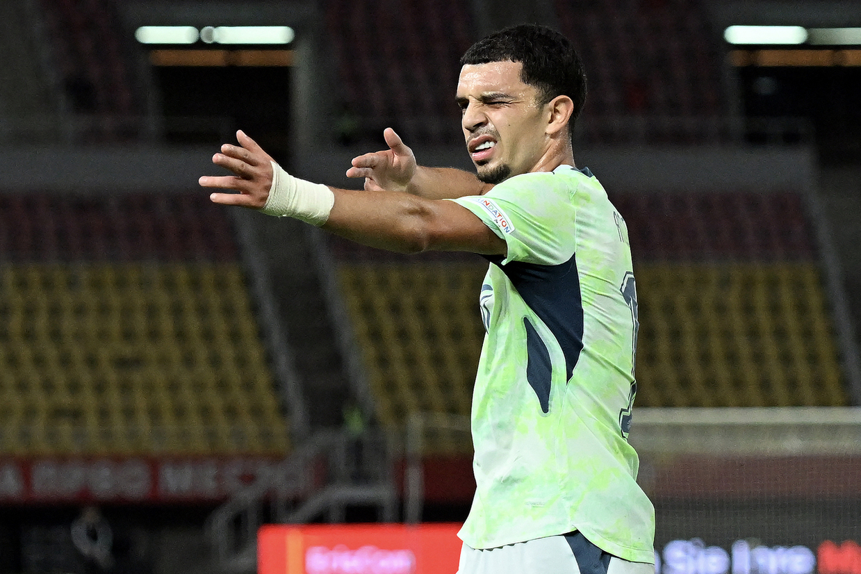 Suíça vence em Skopje com bis de ex-Benfica