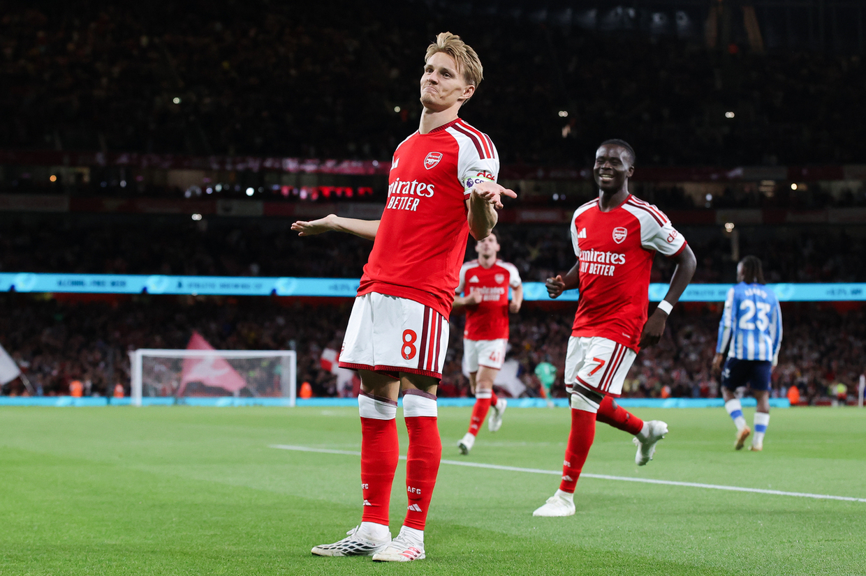 Campeão por uma razão: Arsenal abre Premier League sem espinhas