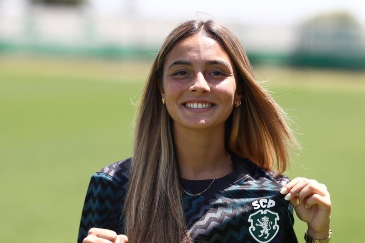 Sporting oficializa Carol Alves como reforço para a baliza
