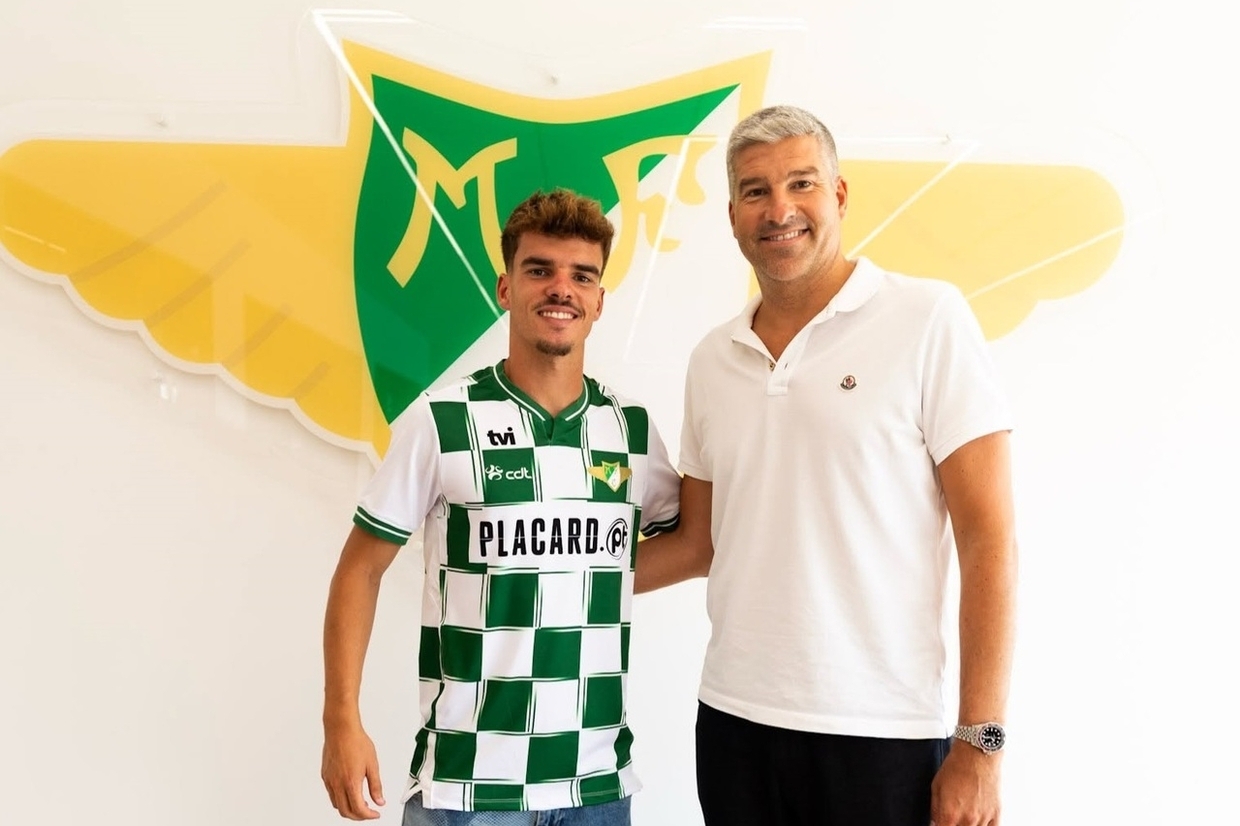 Moreirense oficializa médio com nove anos de Sporting