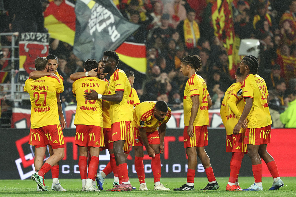 Lens vence Lyon (de Paulo Fonseca) antes de receção ao Sporting