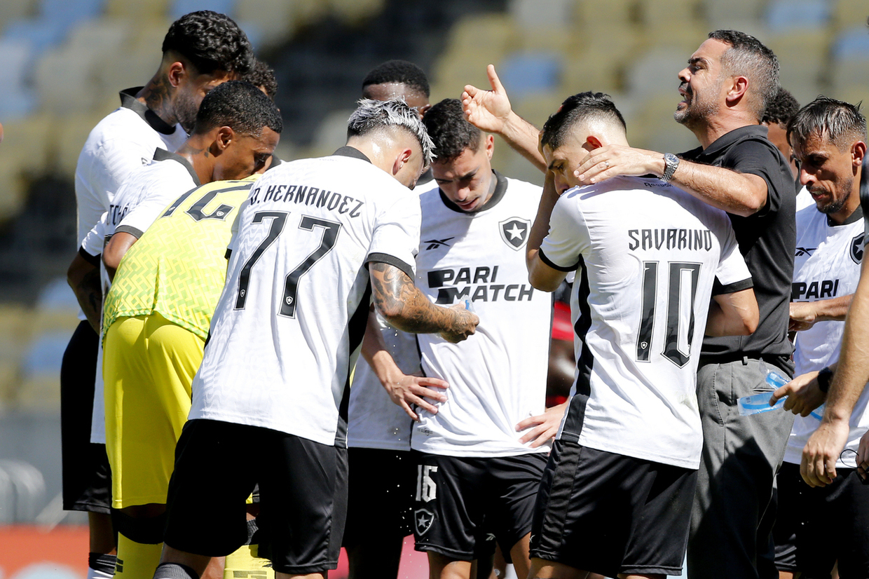 Na Libertadores e na Sudamericana: Artur Jorge e Caixinha apurados para a próxima fase