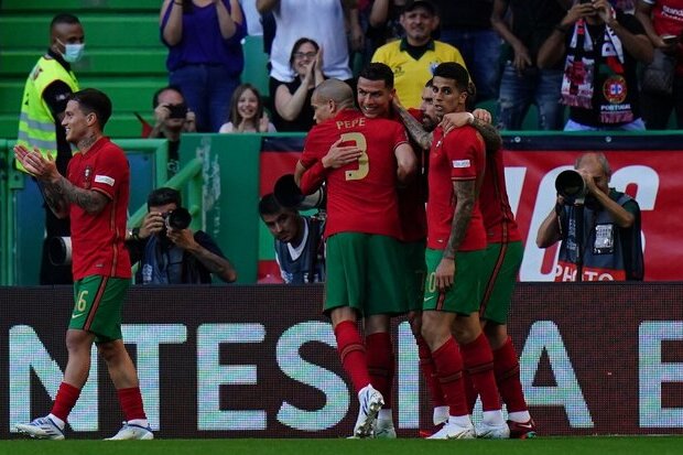 Portugal vence Luxemburgo com reviravolta após susto inicial