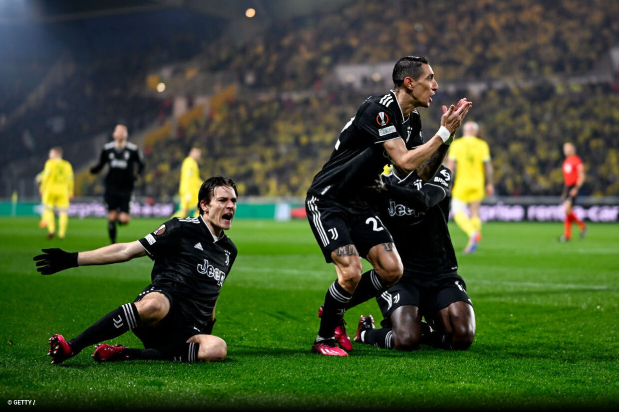 59 Sepahan V Al Ittihad Afc Champions League Photos & High Res Pictures -  Getty Images