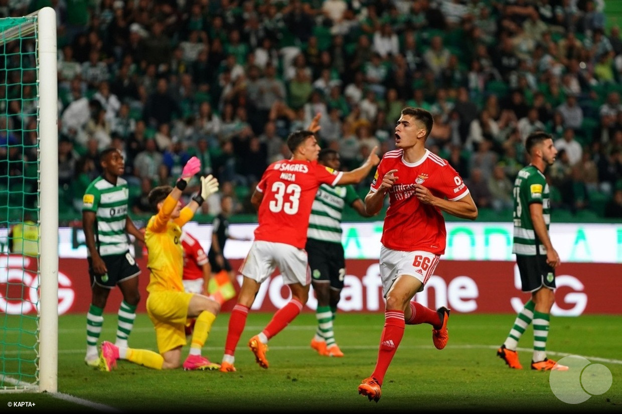 João Neves marca aos 90+4 e deixa Benfica a um ponto do título de campeão