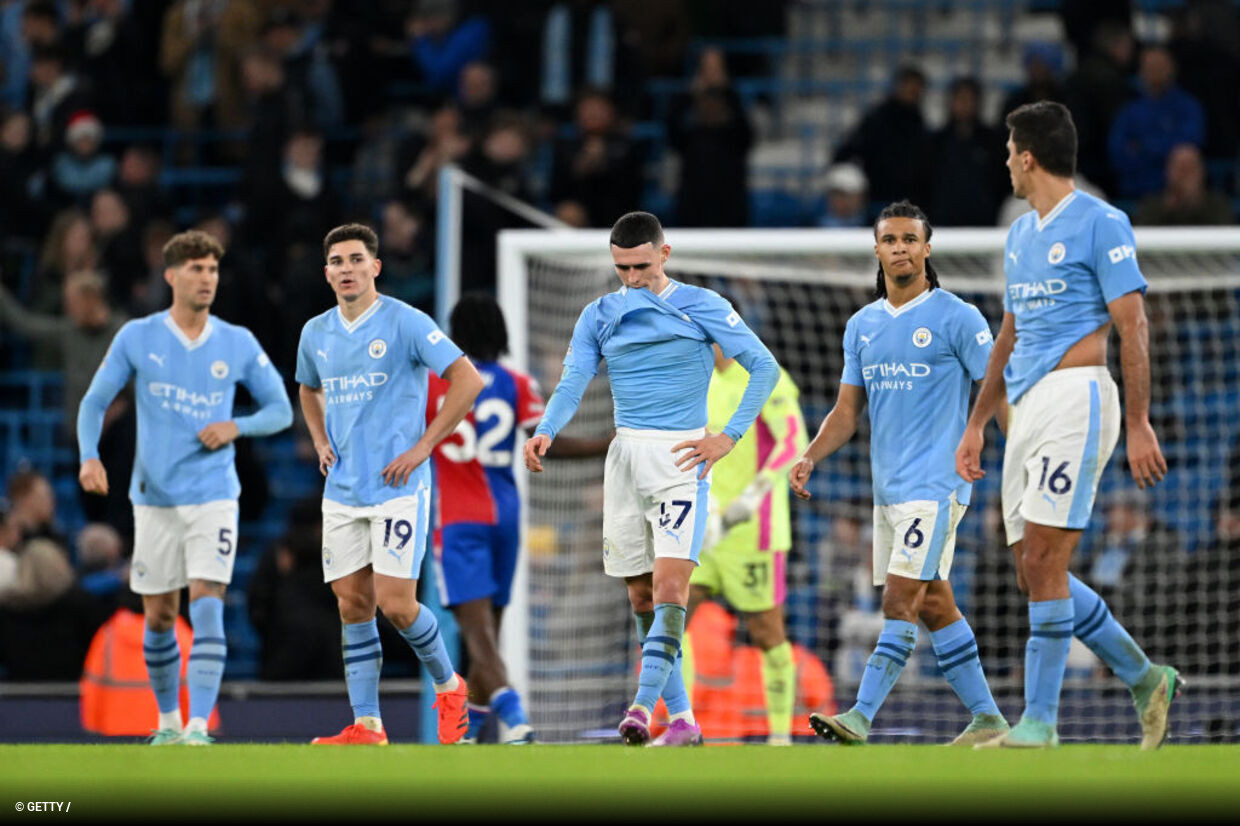 Manchester City abre 2 a 0, mas leva empate do Crystal Palace em